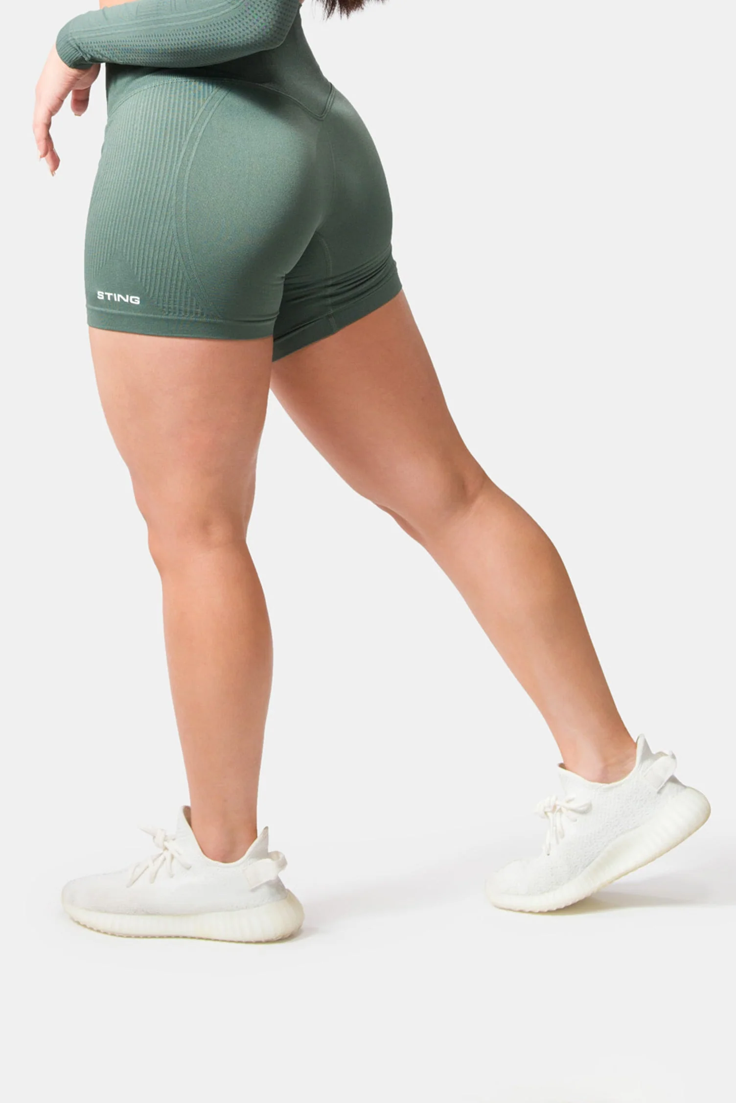 Allure Seamless Bike Shorts - Image 3