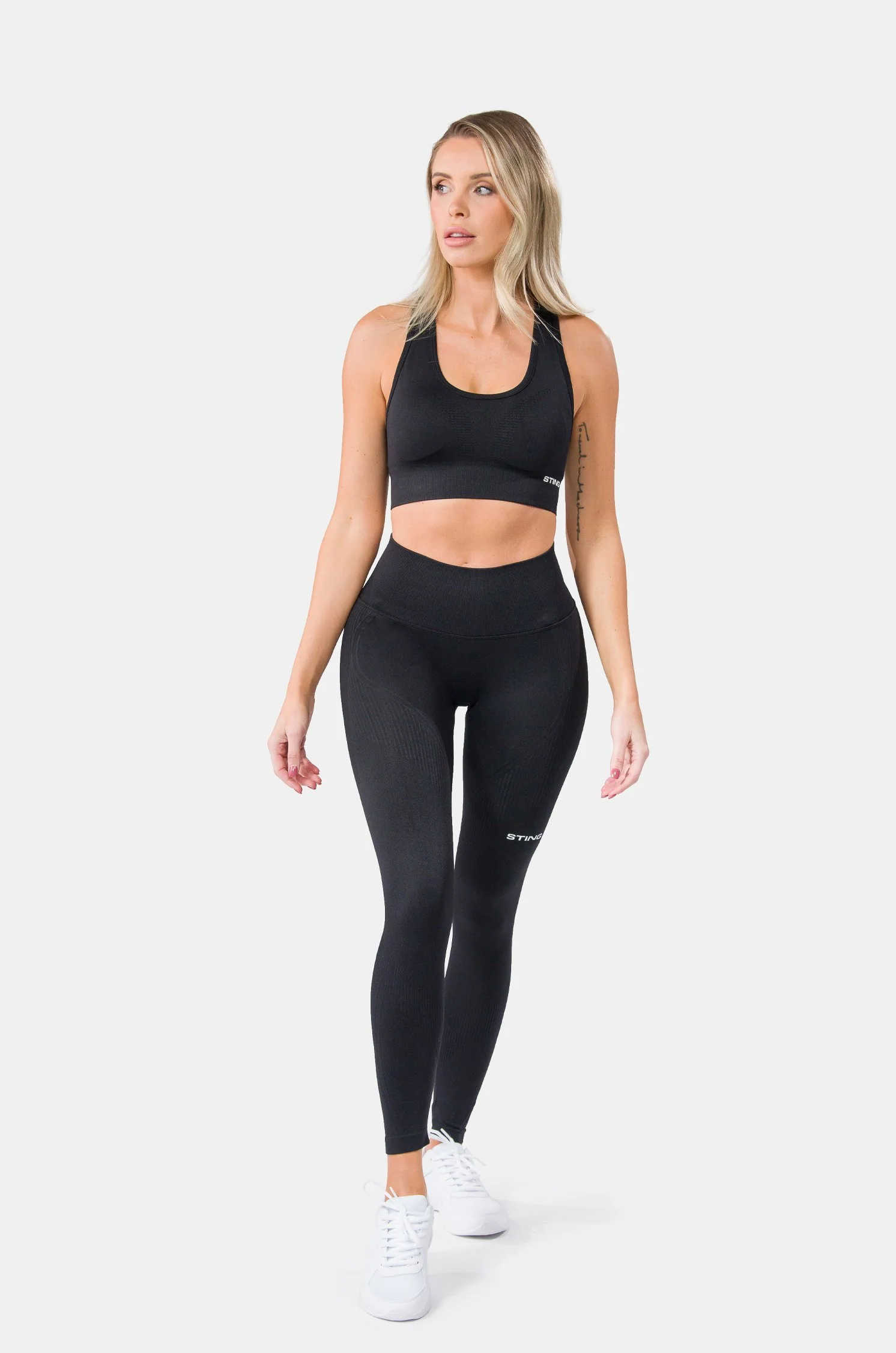 Allure Seamless Sports Bra - Image 4