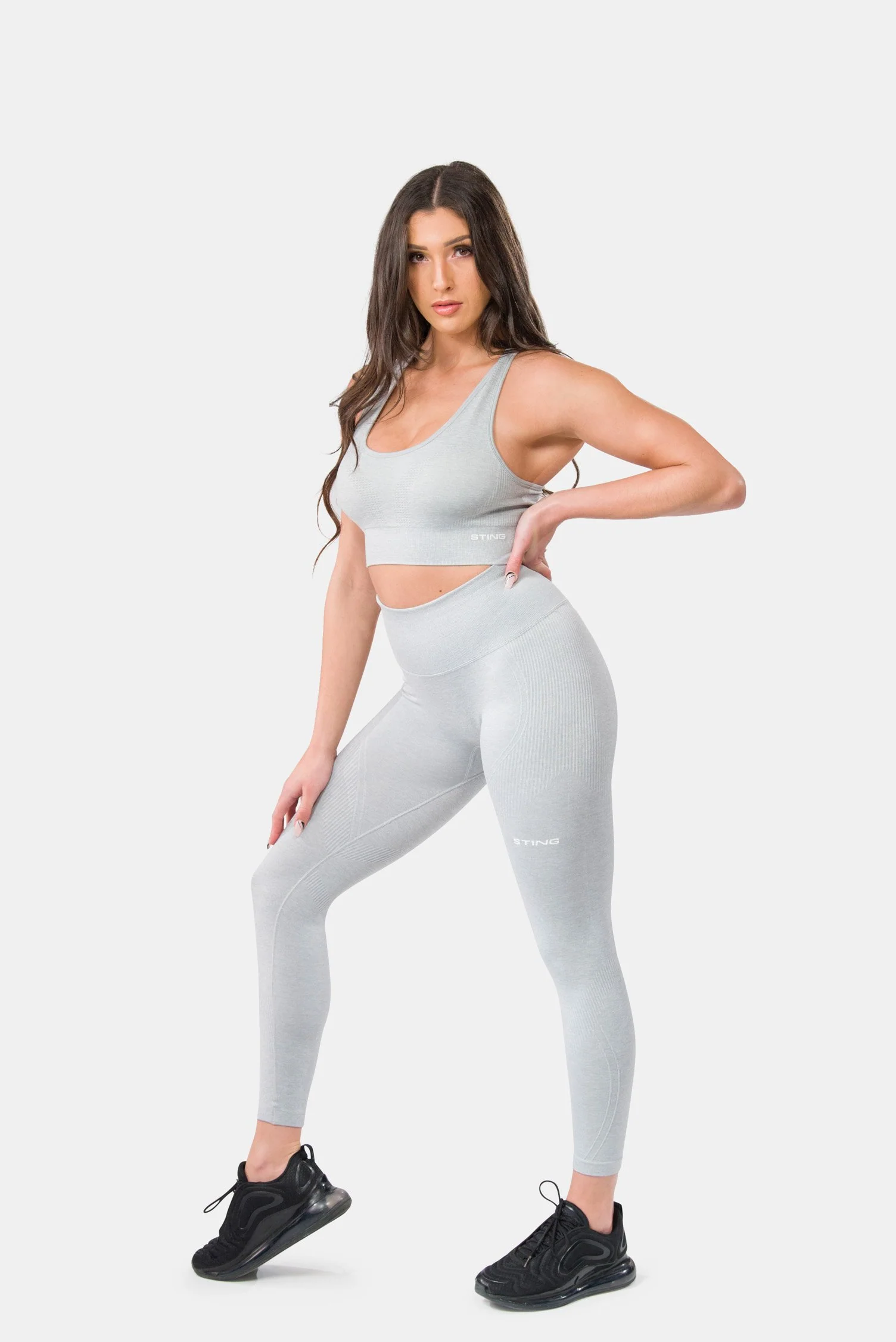 Allure Seamless Sports Bra - Image 6