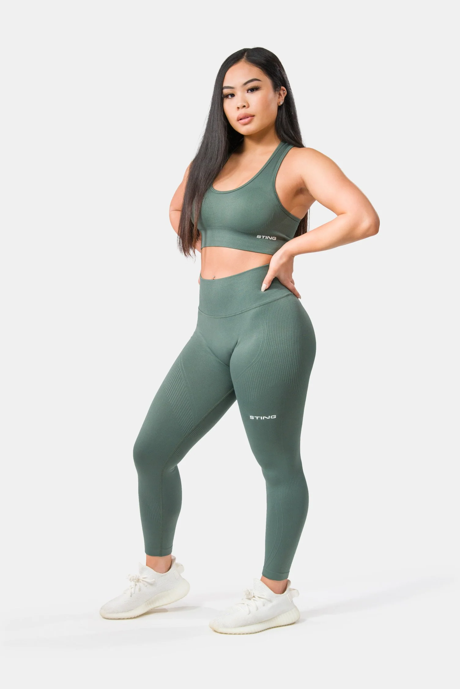 Allure Seamless Sports Bra - Image 3